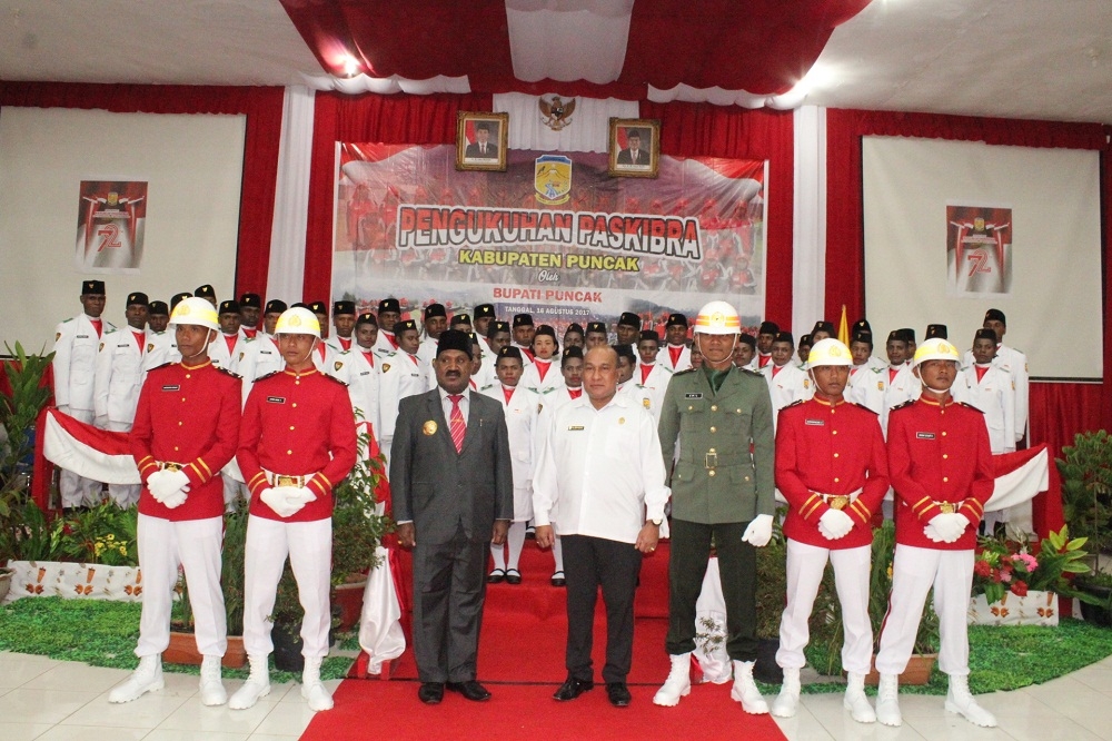 GALERA FOTO HUT 17 AGUSTUS 2017 DI LAPANGAN TRIKORA ILAGA KABUPATEN PUNCAK,